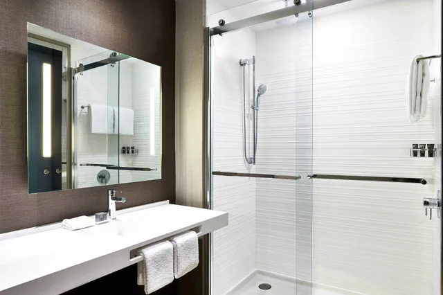 جناح، AC Hotel Bloomington Mall of America 1/1