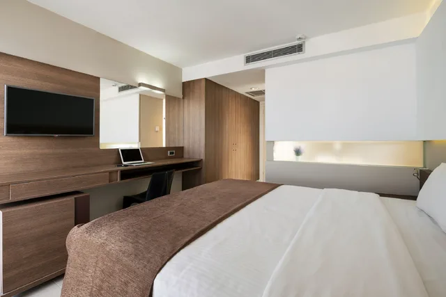 غرفة سوبيريور بسرير مزدوج، Angela Downtown Hotel 1/2