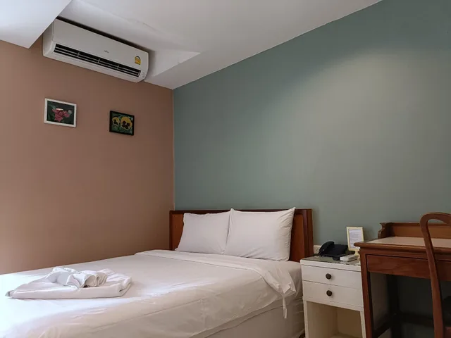 جناح بسرير كوين، Jl Bangkok 3/10
