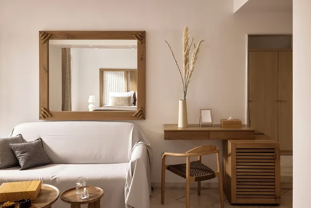 غرفة سوبيريور بسرير كوين بإطلالة على البحر مع أريكة، Mykonos Adonis Hotel 9/9
