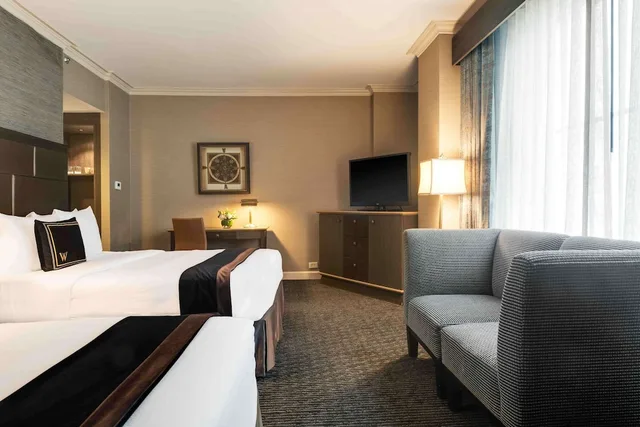 غرفة قياسية بسريرين كوين لذوي الإعاقة، The Whitehall Hotel, BW Premier Collection 3/4