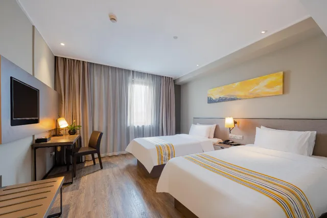 غرفة كومفورت بسريرين منفصلين، Jiahong Hotel Shanghai Pudong Airport Chuansha Metro Station 1/1