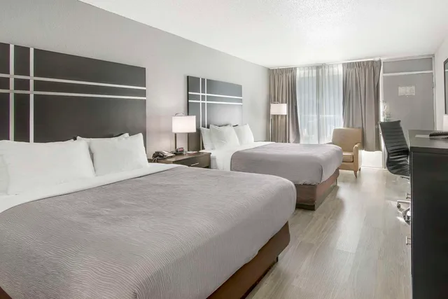 غرفة بسريرين كوين، Quality Inn & Suites Hardeeville - Savannah North 1/3
