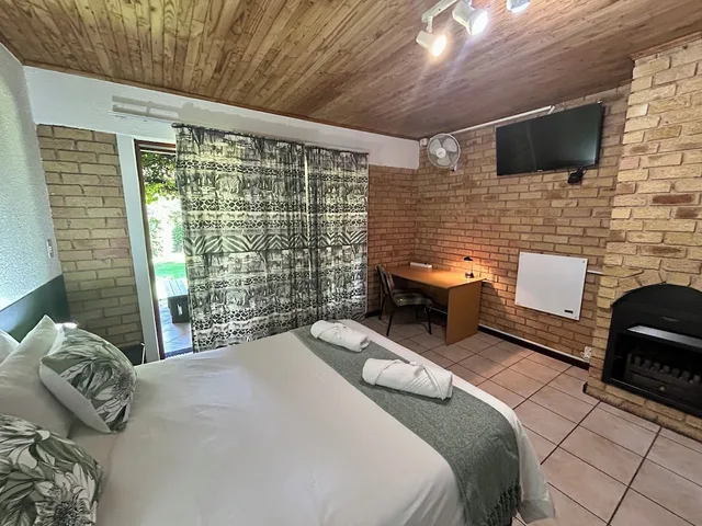 غرفة قياسية بسرير مزدوج، Airport Game Lodge 7/10
