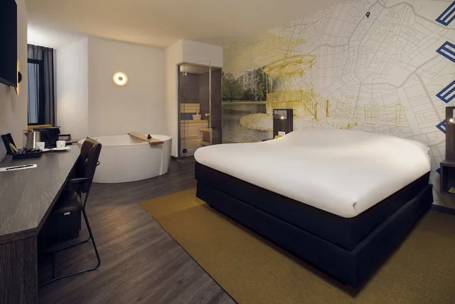 Wellness, King Bed، Inntel Hotels Amsterdam Centre 1/4