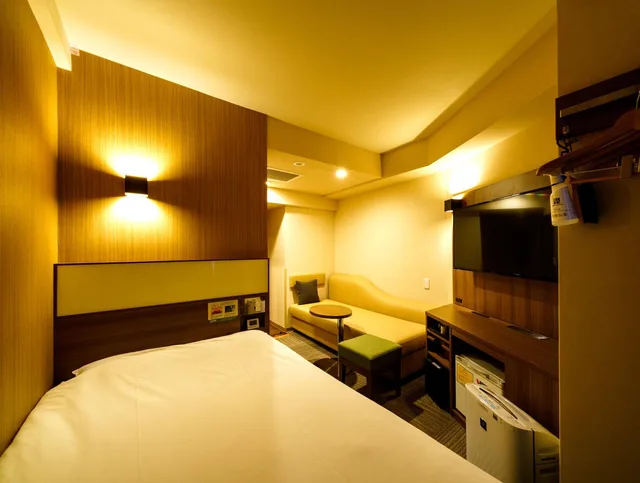 غرفة بسرير مزدوج مع أريكة، Super Hotel Lohas Ikebukuro-Eki Kitaguchi 1/1