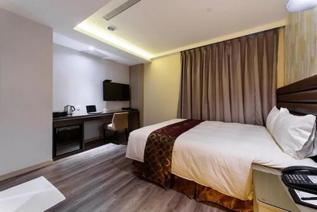 غرفة بزنس بسرير كوين، Stay Hotel - Taichung Zhongqing 1/4