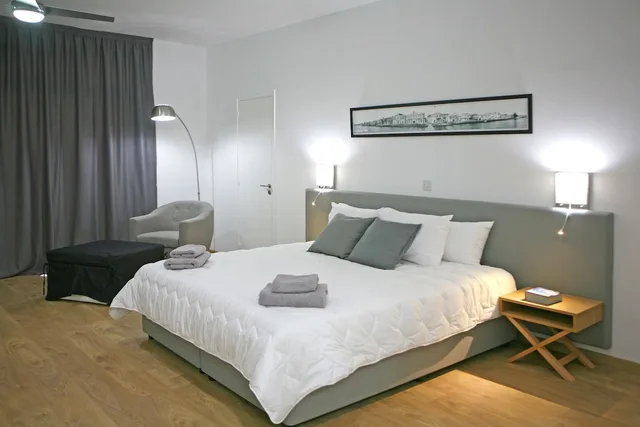 Connecting, Family, 1 Double and 3 Single Beds, Pool View، Corina Suites and Apartments 2/4