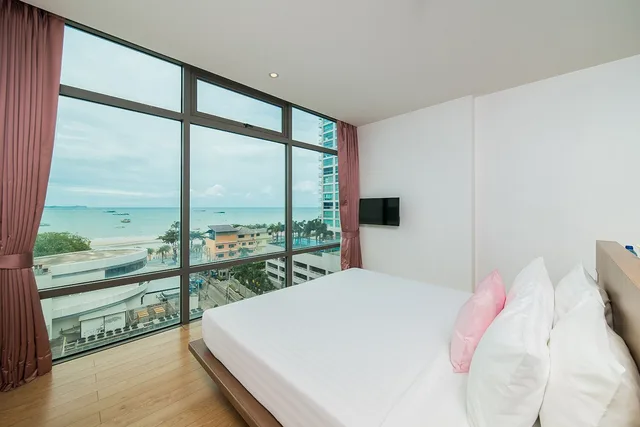 غرفة سوبيريور بسرير كينج بإطلالة على البحر، Seven Zea Chic Hotel 1/5