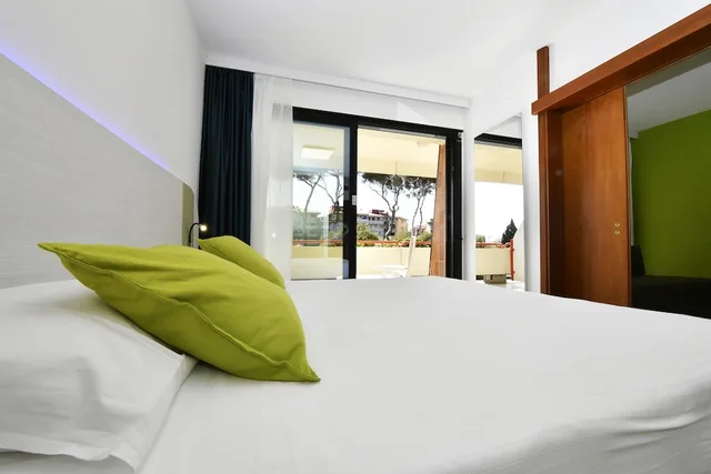 شقة كومفورت بسرير كوين وسريرين منفصلين، Suites Marilia Apartments 4/5