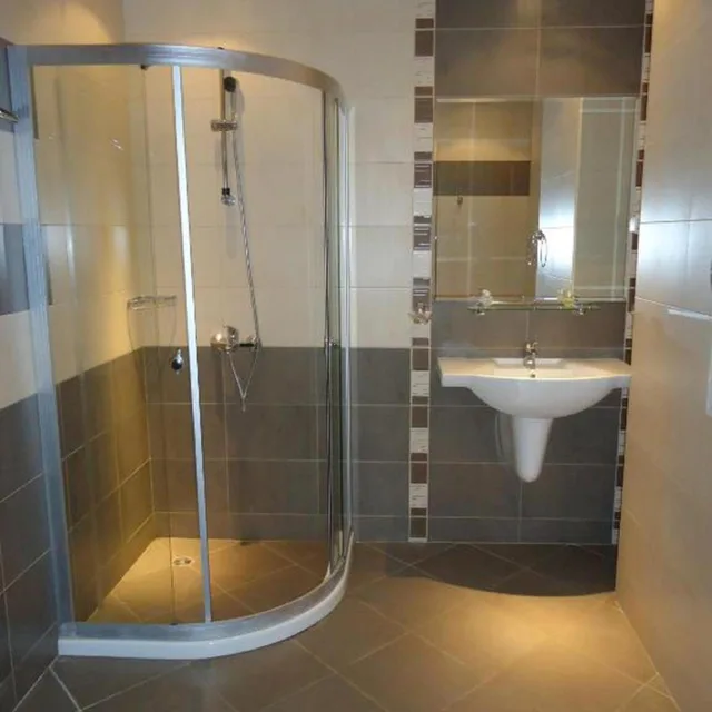 غرفة بسريرين منفصلين بشرفة، FAMILY HOTEL VENERA 2/2