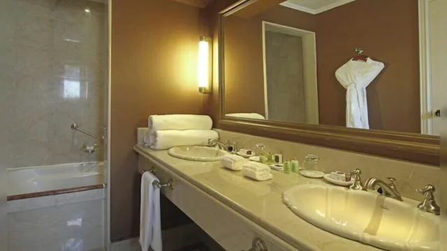 غرفة بريميير ثلاثية بسريرين مزدوجين، IGUAZU GRAND HOTEL 4/4