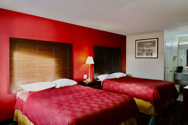 غرفة بسريرين كوين، Rodeway Inn Pauls Valley 5/5