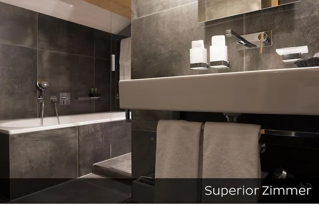 Superior, King Bed, Hotel Arc En Ciel Gstaad 6/8