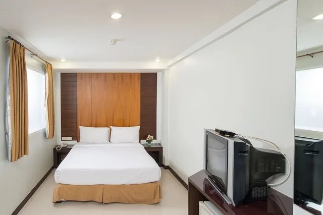 غرفة سوبيريور بسرير مزدوج، Tara Monte Hotel Pratunam 2/3