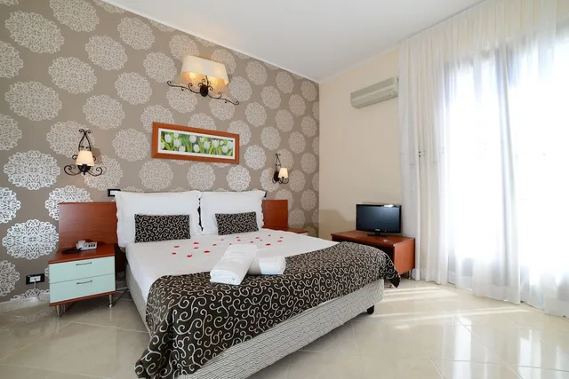 غرفة بسرير مزدوج في الملحق، Hotel Mira Spiaggia 1/3