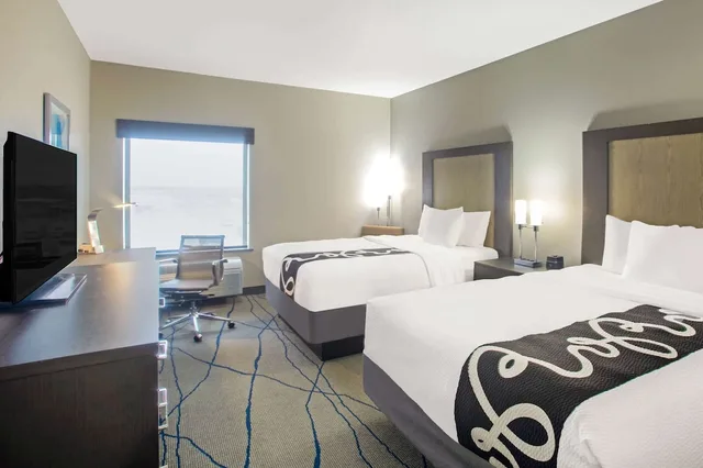 غرفة بسريرين كوين، La Quinta Inn & Suites By Wyndham Ponca City 1/2