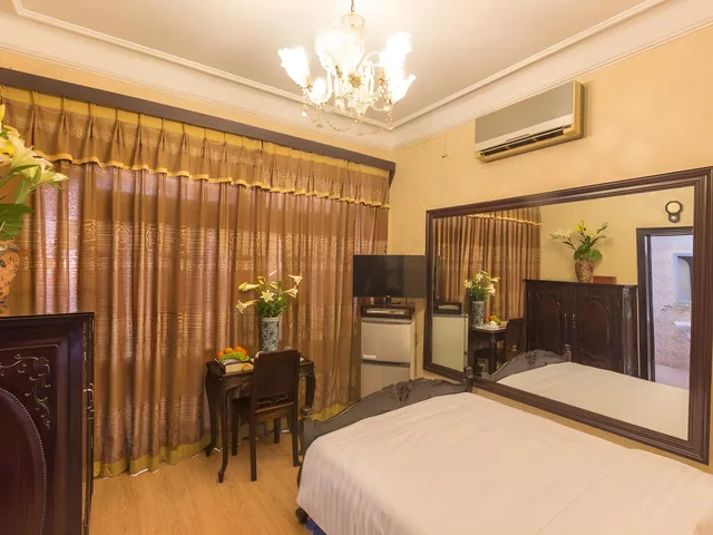 غرفة سوبيريور بسرير كينج، Dragon Hotel 1/2