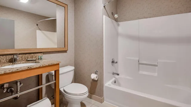غرفة رباعية بسريرين كوين، Best Western Dubois Hotel 3/3