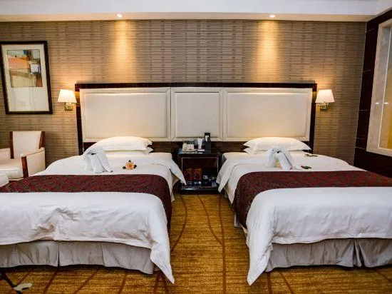 غرفة عائلية بسريرين منفصلين، Country Garden Phoenix Hotel Yangshan 2/2