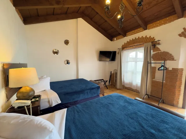 غرفة قياسية رباعية بسريرين كوين، Naif Boutique Hotel & Gallery 7/10