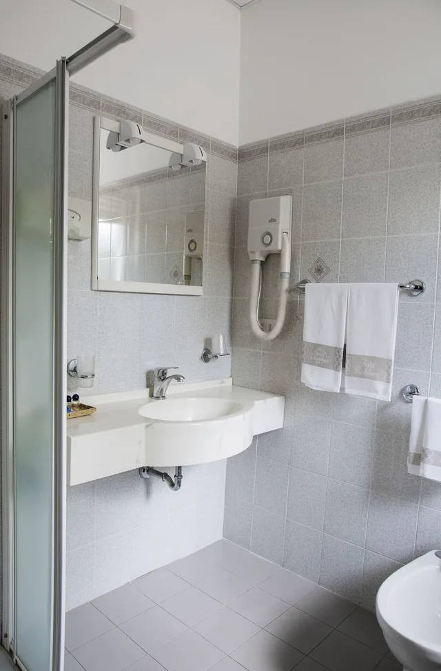 غرفة بسرير مزدوج، HOTEL REDEBORA 1/3