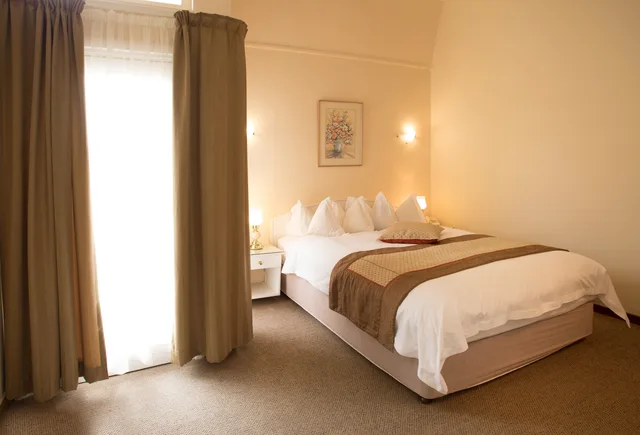 غرفة قياسية ثلاثية، Hansa Hotel 2/3
