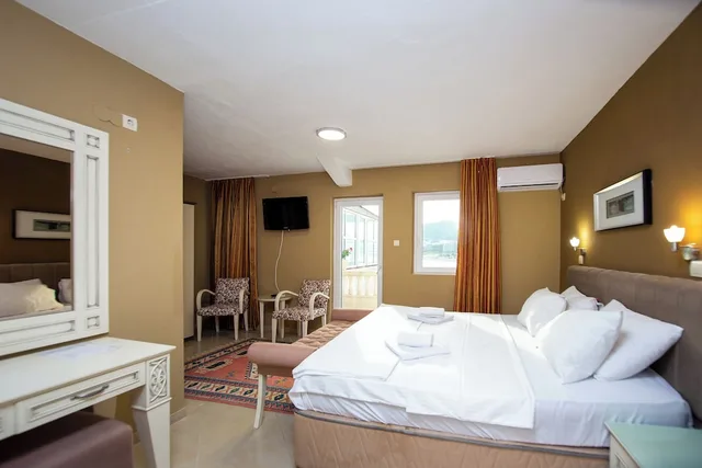 غرفة قياسية بسرير كوين بإطلالة على البحر، Hotel Kuc 3/10