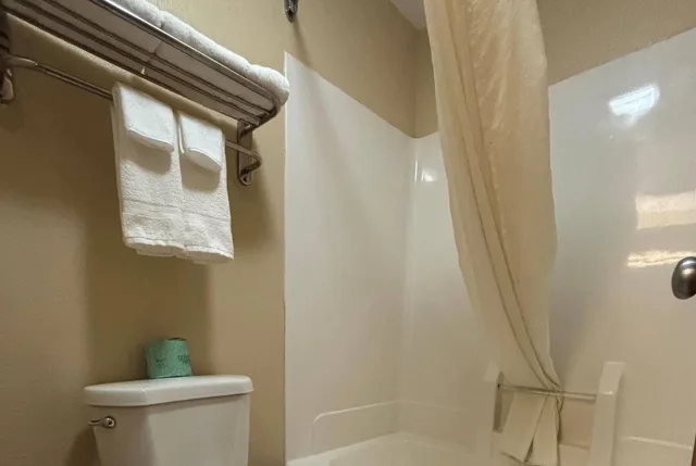 غرفة ديلوكس بسريرين مزدوجين، Super 8 by Wyndham Paris IL 8/8