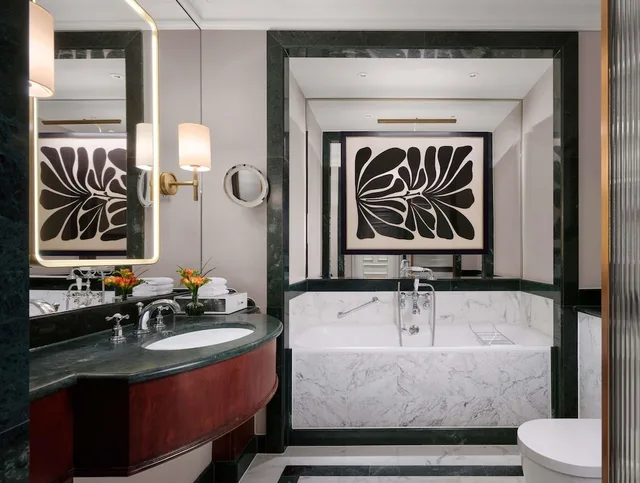 Junior Suite, Studio, King Bed، The Savoy Hotel 9/9