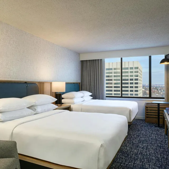 غرفة ديلوكس بسريرين كوين، Sheraton Philadelphia University City 2/7
