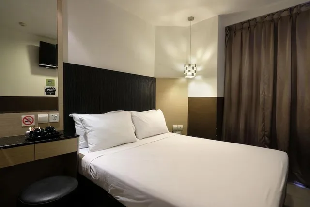 غرفة ديلوكس بسرير كوين، The Snooze Hotel Bugis 6/7