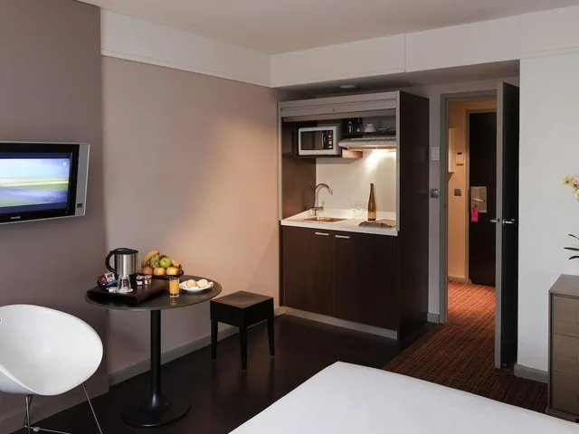 استوديو بسرير مزدوج وسرير فردي، Residence Mercure Paris La Defense Gde Arche 2/2