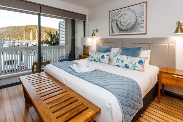 2 Bedroom Apartment, The Boathouse Apartments 1/8