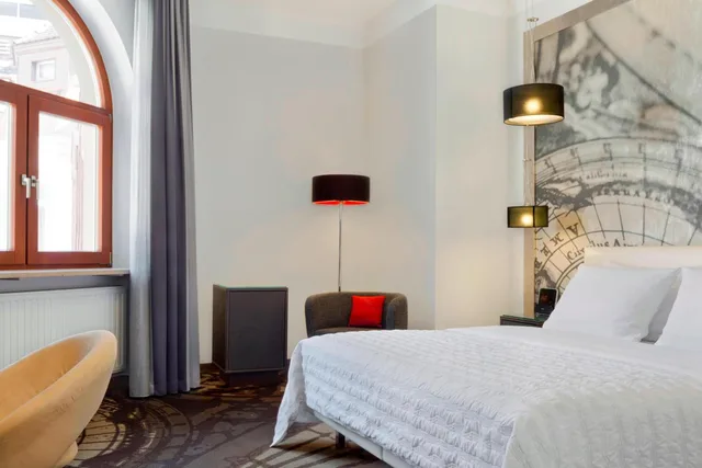 غرفة ديلوكس بسرير كينج، Le Meridien Grand Hotel Nurnberg 1/9