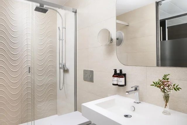 New Style, Superior, Twin Beds, with Extra Bed، Nh Castellon Mindoro 6/7