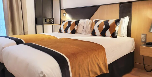 غرفة بسريرين منفصلين، Hotel Star Champs Elysees 4/6