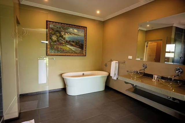 Deluxe, King Bed, St Andrews Signature Hotel Spa 4/5