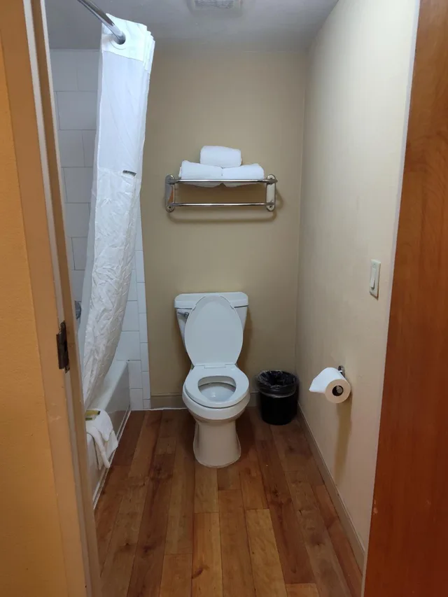 Executive, King Bed, Sofa, La Quinta Inn Suites By Wyndham West Palm Beach Airport 6/7