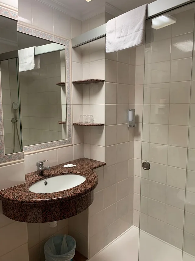 غرفة اقتصادية بسريرين منفصلين مفردة بسرير مزدوج، Hotel Santa Anna 6/9