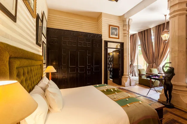 جناح جونيور، Rhoul Palace And Spa 4/5