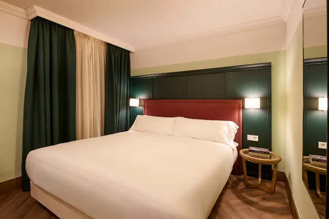 Cozy, Urban، Hotel Honest Granada 2/5