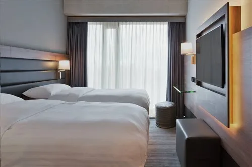 Moxy Sleeper, Twin Beds، Moxy Amsterdam Houthavens 1/1