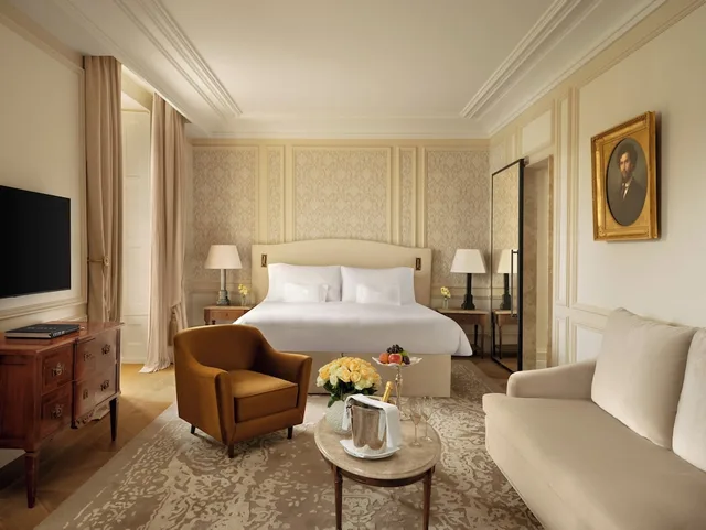 جناح جونيور بسرير كينج بإطلالة على البحيرة، Beau Rivage Geneve 2/8
