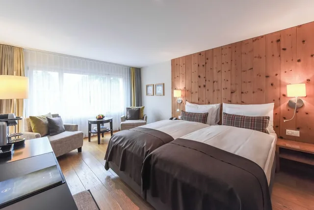 Lodge, Double Bed، Hotel Adula 3/5