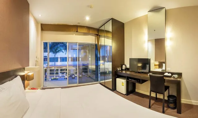 Deluxe, Pool Side، Qiu Hotel Sukhumvit 3/5