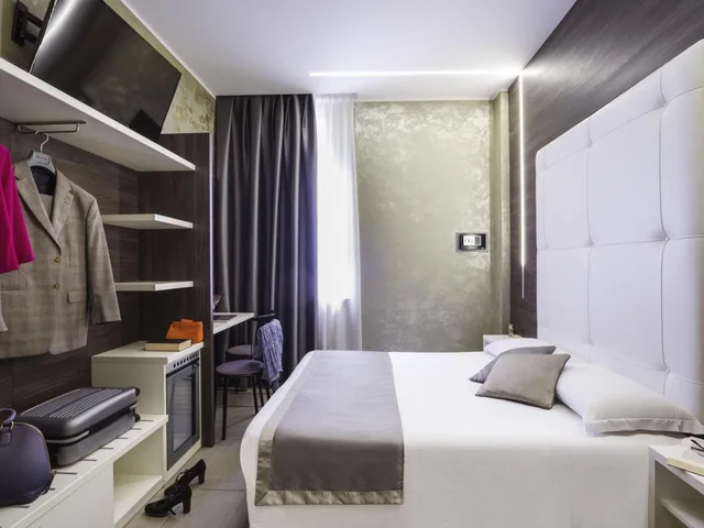 غرفة بسرير كوين، IBIS STYLES MILANO CENTRO 1/10