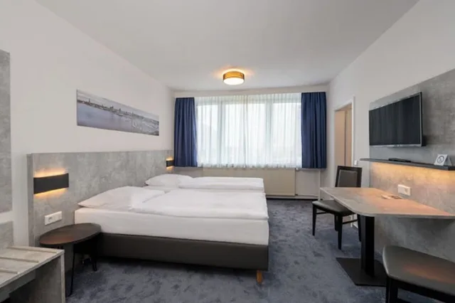 Comfort, Twin Beds, Shared Bathroom, Gästehaus Lütten Klein 2/7