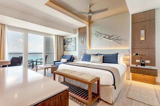 1 Bedroom, Diamond Club, Presidential, Luxury, Suite, Sunset View، Royalton CHIC Cancun, An Autograph Collection (ex Royalton Cancun) 1/3