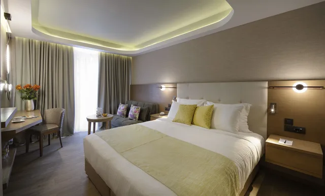 Superior, Twin Beds, Atrium View، Zeus Essence Wyndham Athens Residence 1/6